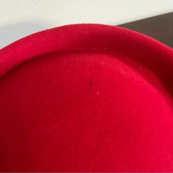 August Wool Red Derby Hat Bucket Top KY Derby Style Horse Racing Vintage
